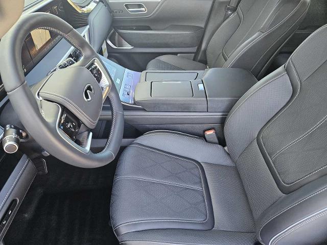 2025 INFINITI QX80 Vehicle Photo in Fort Worth, TX 76132