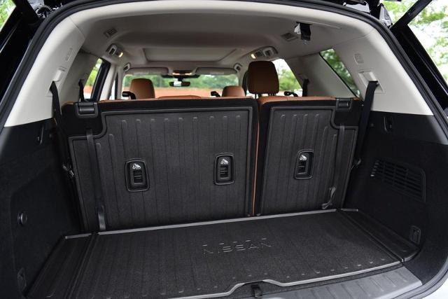 2025 Nissan Pathfinder Vehicle Photo in Ballwin, MO 63011