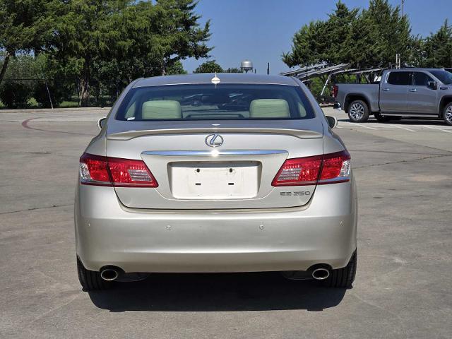 2011 Lexus ES 350 Vehicle Photo in DENTON, TX 76210-9321