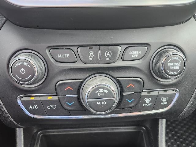 2020 Jeep Cherokee Vehicle Photo in GREEN BAY, WI 54304-5303