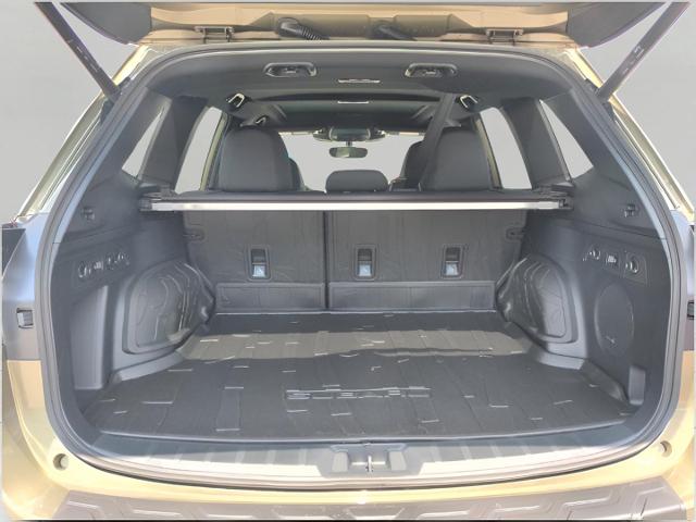 2025 Subaru Forester Vehicle Photo in Green Bay, WI 54304