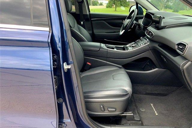 2022 Hyundai Santa Fe Vehicle Photo in TOPEKA, KS 66609-0000