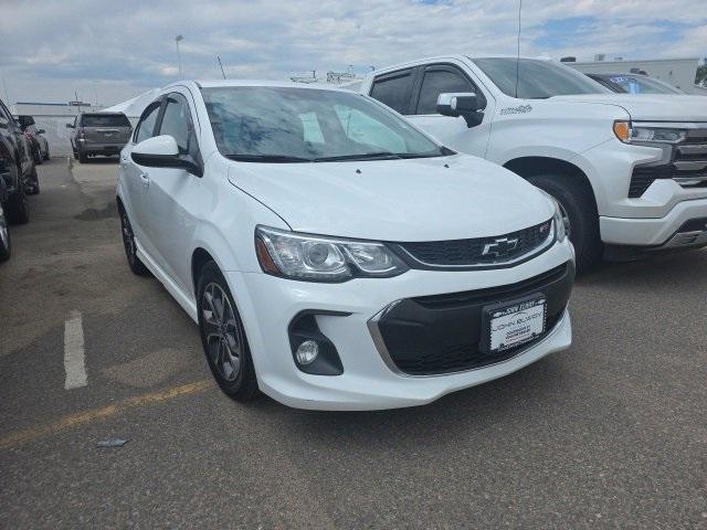 2018 Chevrolet Sonic Vehicle Photo in ENGLEWOOD, CO 80113-6708