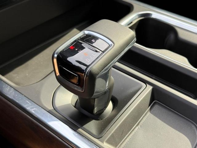 2024 GMC Sierra 1500 Vehicle Photo in COLUMBIA, MO 65203-3903