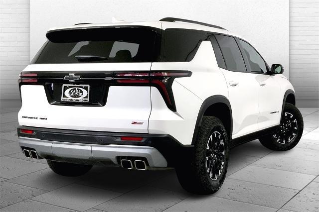 2024 Chevrolet Traverse Vehicle Photo in Lees Summit, MO 64086