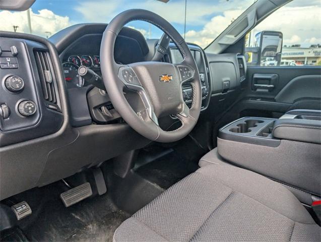 2024 Chevrolet Silverado Chassis Cab Vehicle Photo in ENGLEWOOD, CO 80113-6708