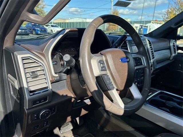 2017 Ford Super Duty F-250 SRW Vehicle Photo in BOWLING GREEN, KY 42104-4102