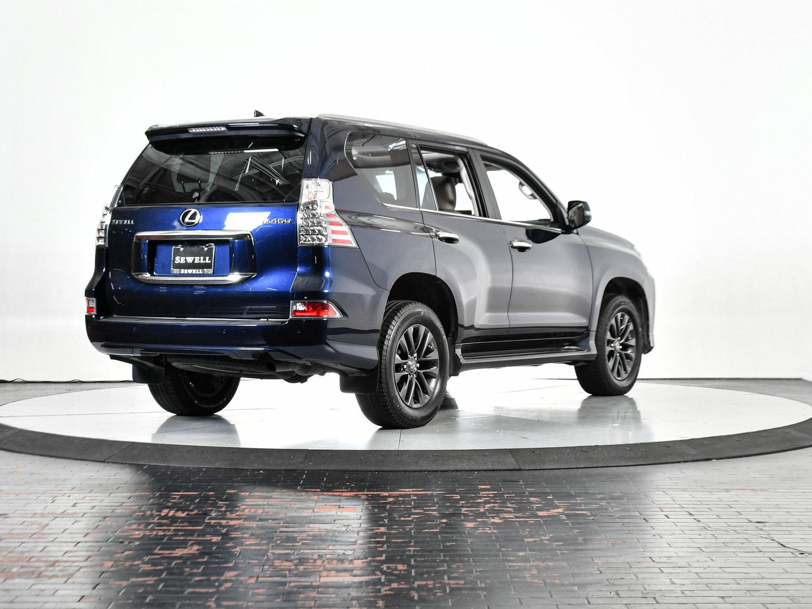 2023 Lexus GX 460 Vehicle Photo in DALLAS, TX 75235