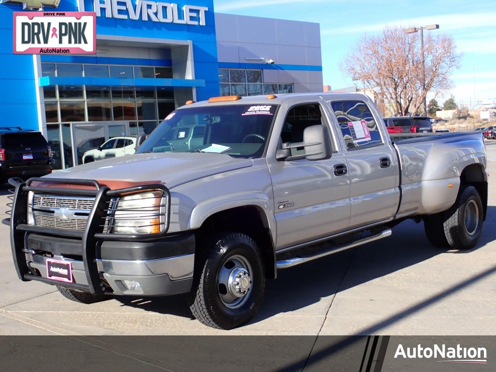 2005 Chevrolet Silverado 3500 Vehicle Photo in DENVER, CO 80221-3610