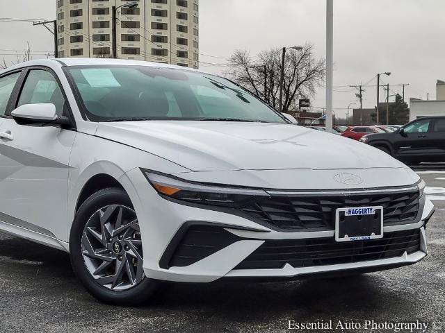 2024 Hyundai Elantra Vehicle Photo in OAK LAWN, IL 60453-2517