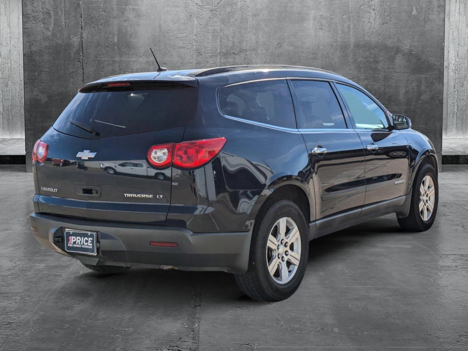 2009 Chevrolet Traverse Vehicle Photo in Corpus Christi, TX 78415