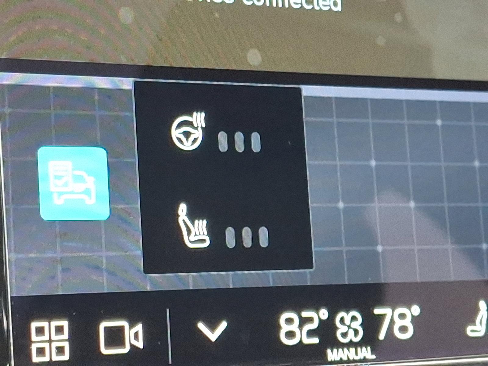 2022 Volvo XC60 Vehicle Photo in Trevose, PA 19053
