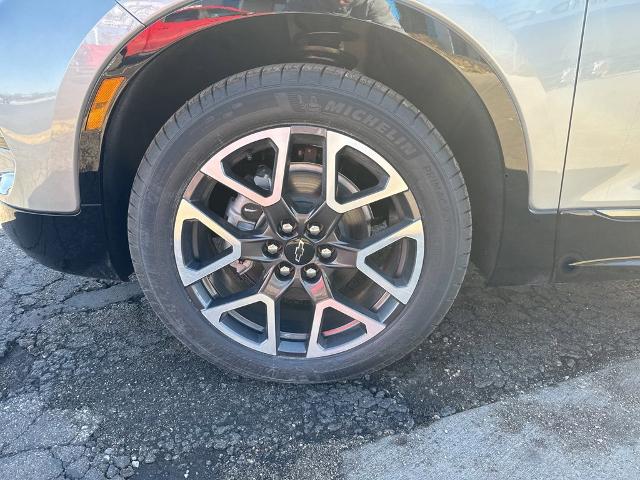 2025 Chevrolet Blazer Vehicle Photo in MANHATTAN, KS 66502-5036