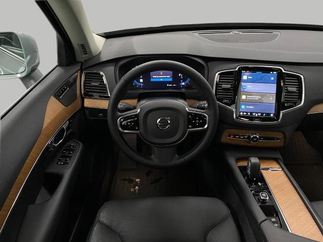 2025 Volvo XC90 Vehicle Photo in Appleton, WI 54913