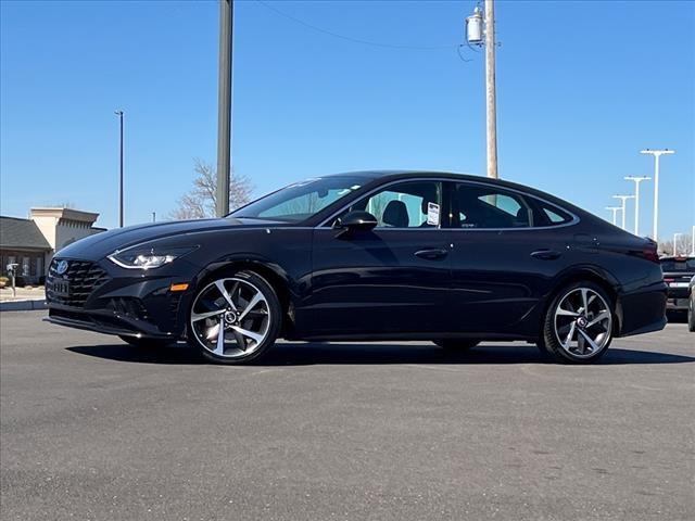 2023 Hyundai SONATA Vehicle Photo in Shiloh, IL 62269