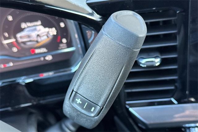 2025 GMC Sierra 1500 Vehicle Photo in ELK GROVE, CA 95757-8703