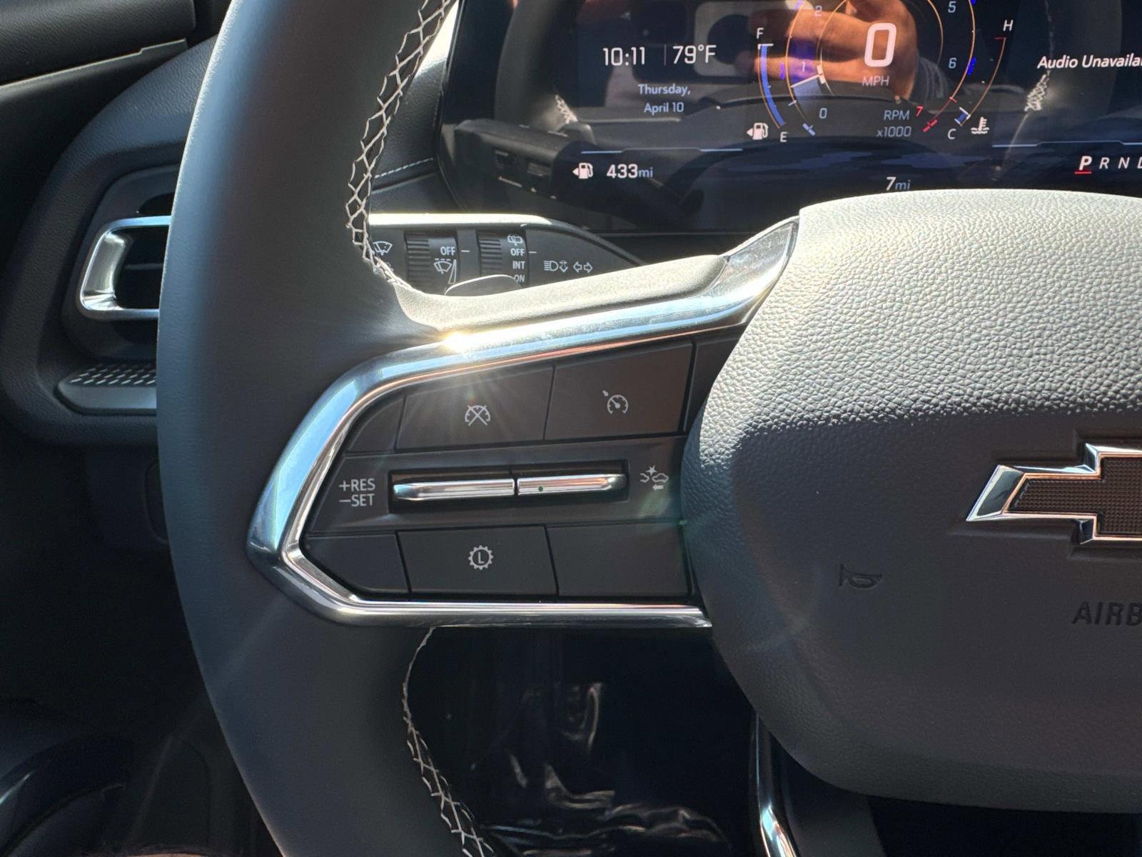 2025 Chevrolet Traverse Vehicle Photo in LOS ANGELES, CA 90007-3794