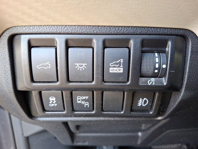 2021 Subaru Ascent Vehicle Photo in DANBURY, CT 06810-5034