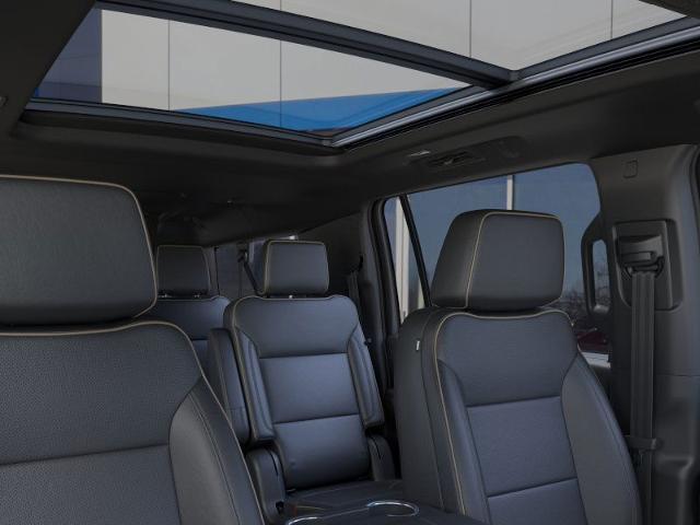 2025 Chevrolet Suburban Vehicle Photo in DANBURY, CT 06810-5034