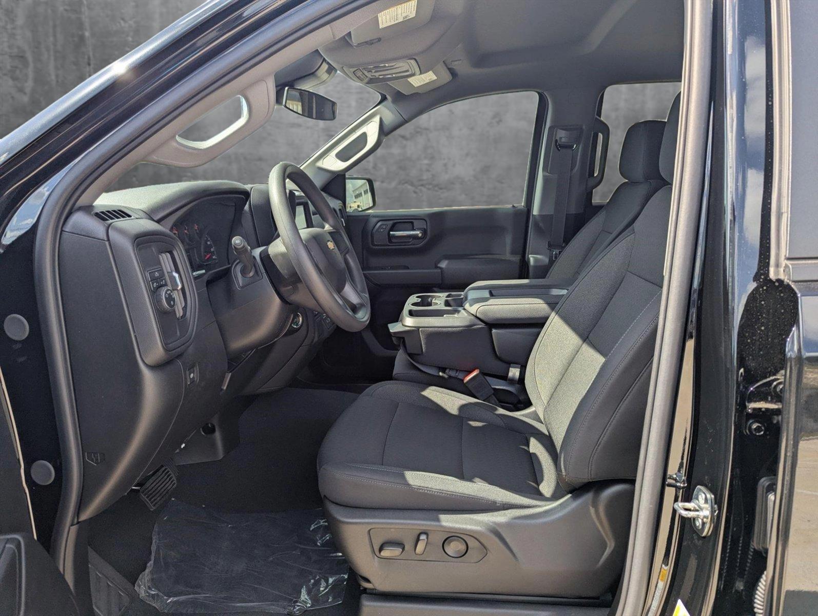 2025 Chevrolet Silverado 1500 Vehicle Photo in CORPUS CHRISTI, TX 78412-4902