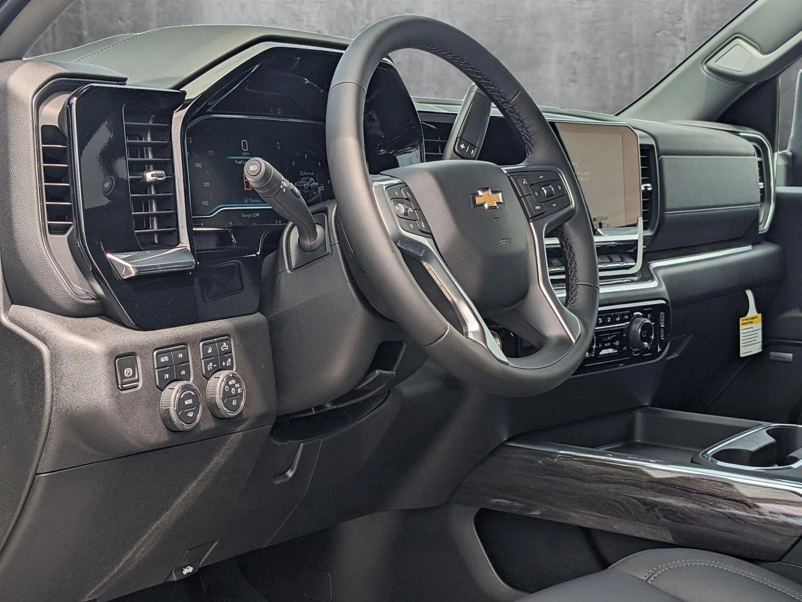 2025 Chevrolet Silverado 2500 HD Vehicle Photo in MIAMI, FL 33134-2699