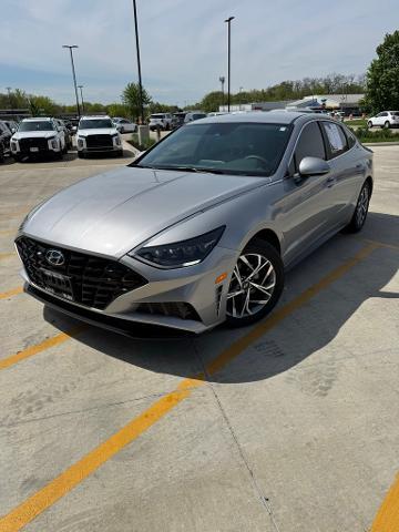 2023 Hyundai SONATA Vehicle Photo in Peoria, IL 61615