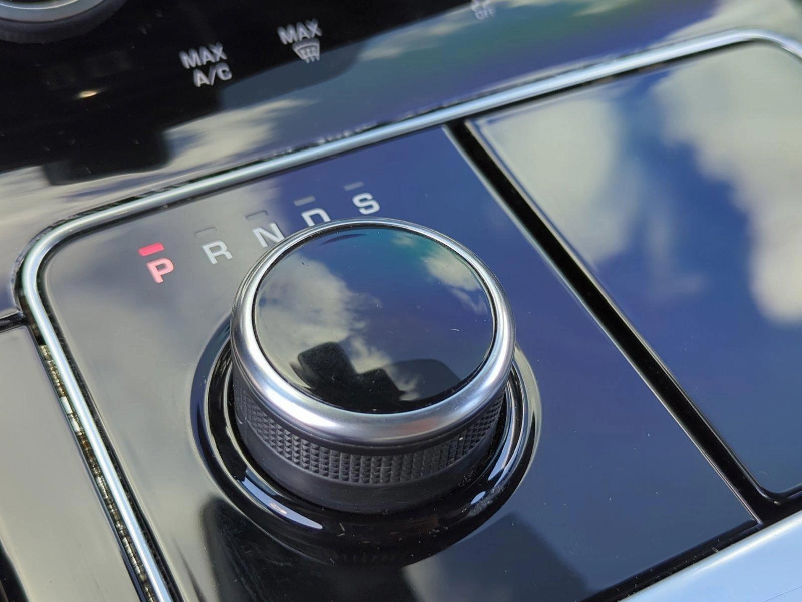 2019 Land Rover Range Rover Velar Vehicle Photo in Margate, FL 33063
