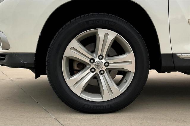 2012 Toyota Highlander Vehicle Photo in Grapevine, TX 76051