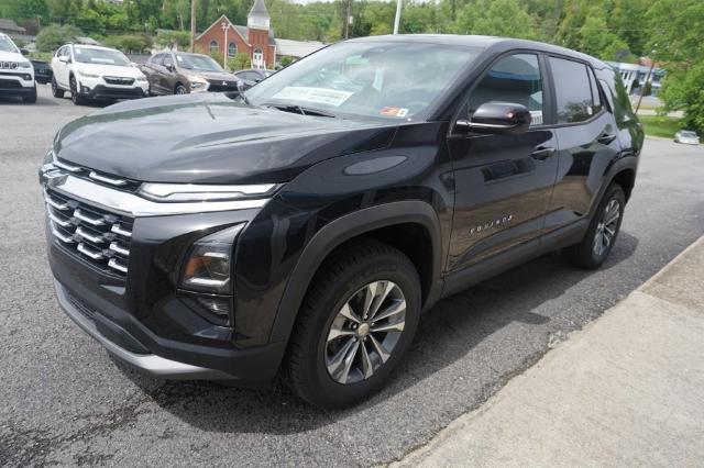 2025 Chevrolet Equinox Vehicle Photo in FAIRMONT, WV 26554-2318