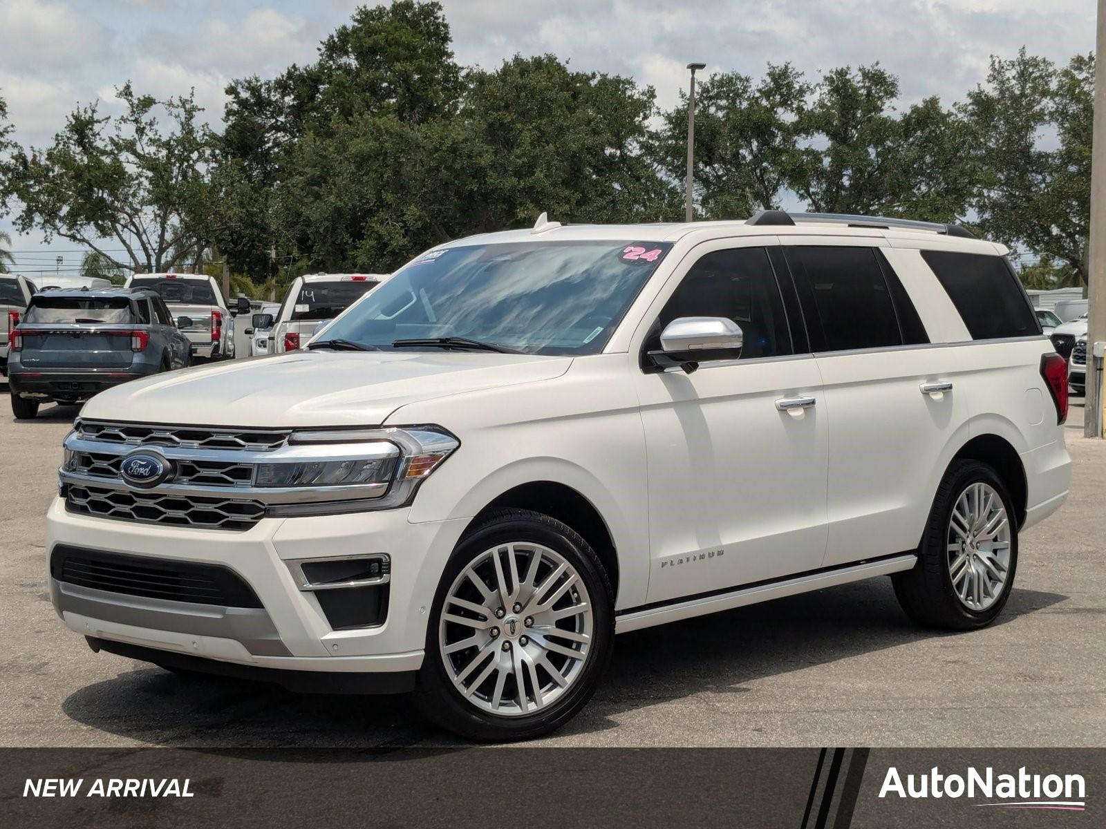 2024 Ford Expedition Vehicle Photo in St. Petersburg, FL 33713