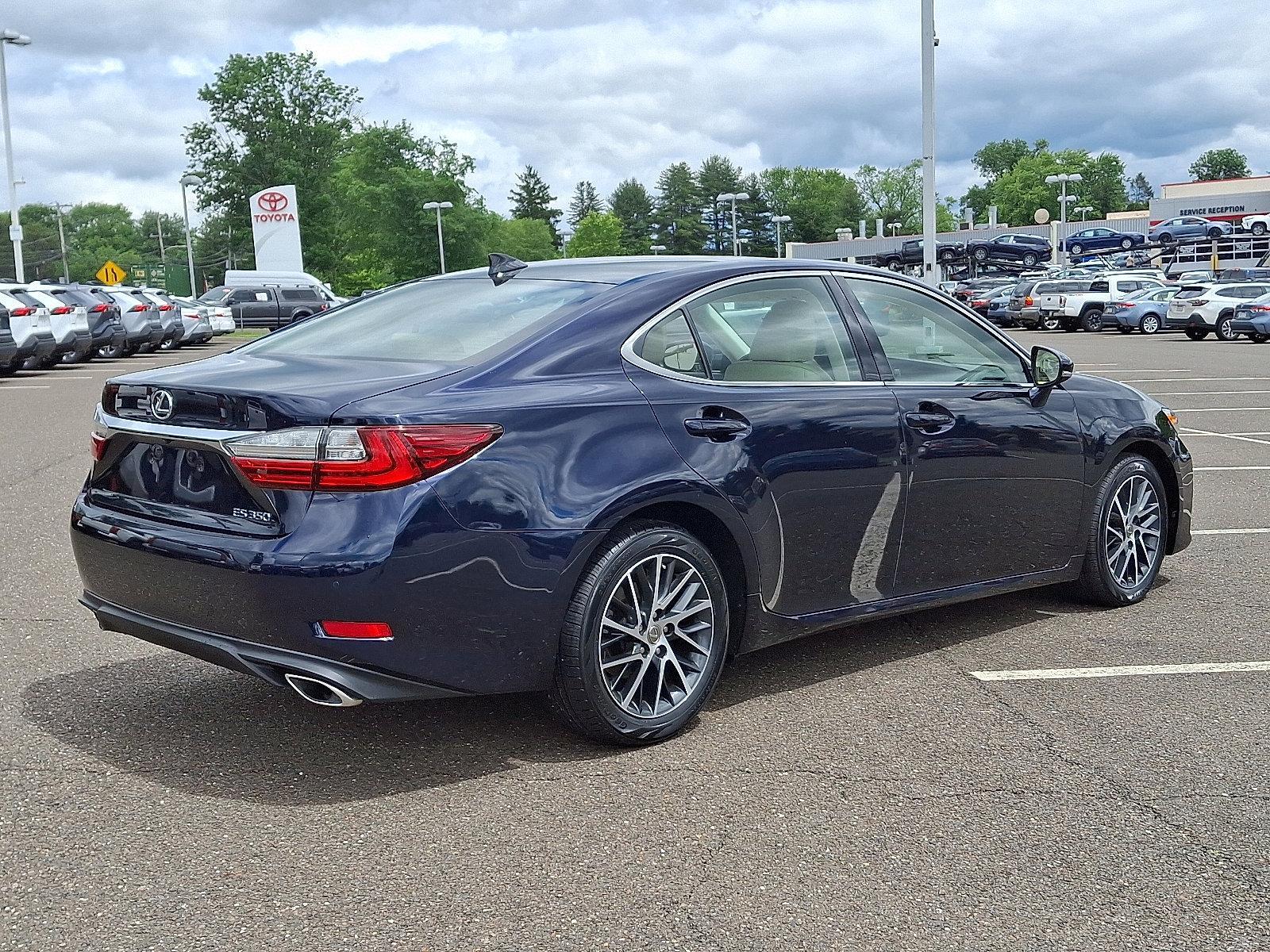 2017 Lexus ES 350 Vehicle Photo in Trevose, PA 19053