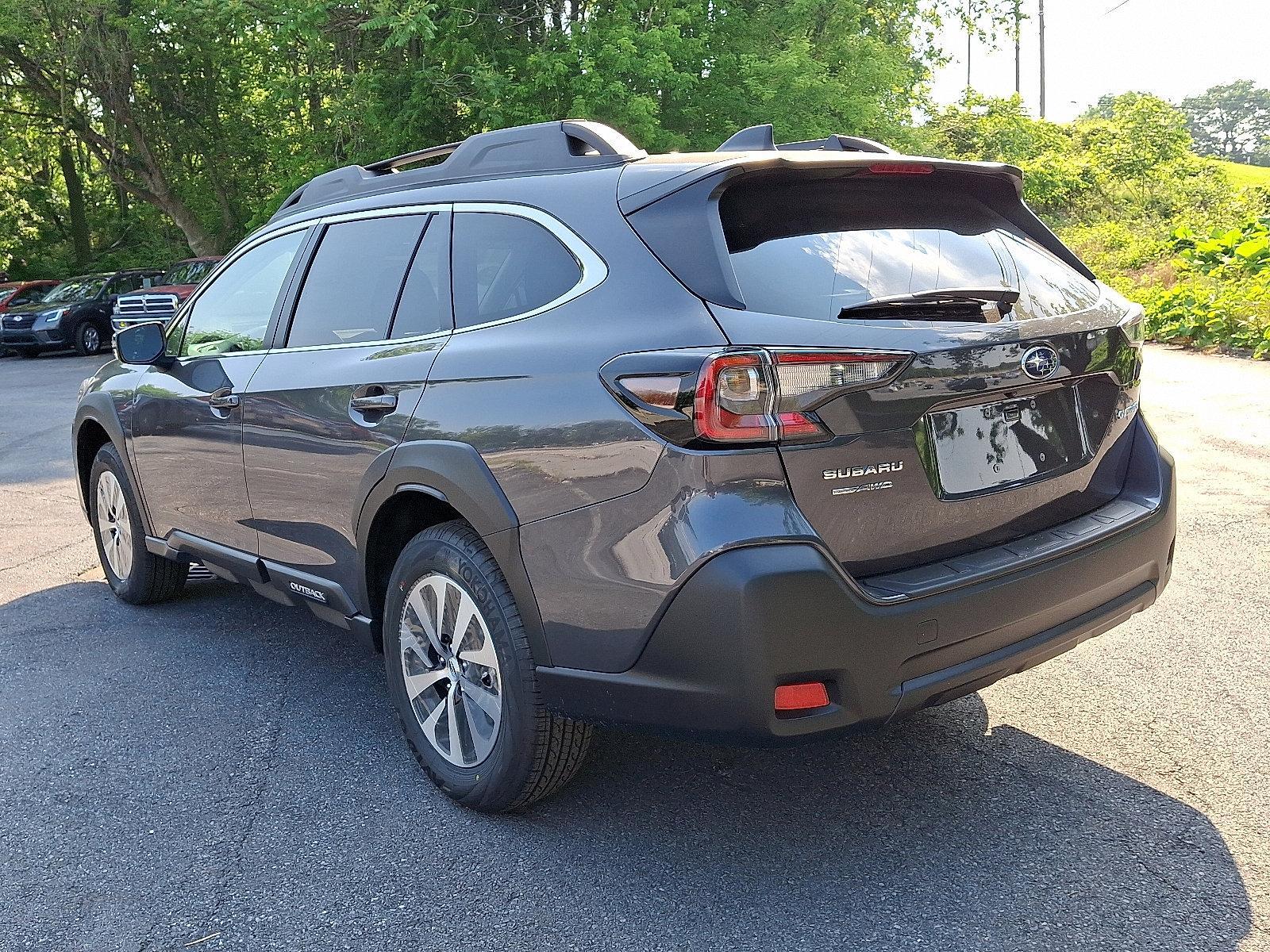 2025 Subaru Outback Vehicle Photo in Harrisburg, PA 17111