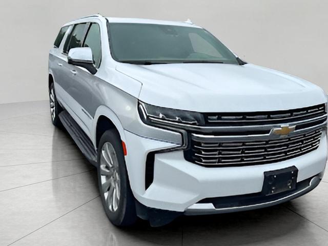2023 Chevrolet Suburban Vehicle Photo in NEENAH, WI 54956-2243