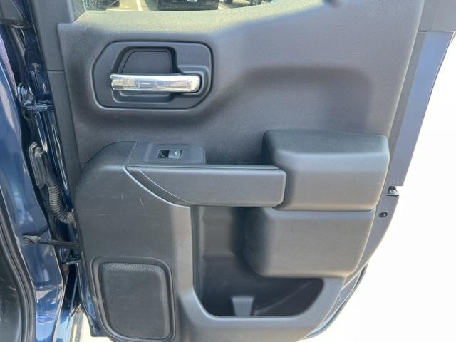 2021 Chevrolet Silverado 1500 Vehicle Photo in GREEN BAY, WI 54304-5303