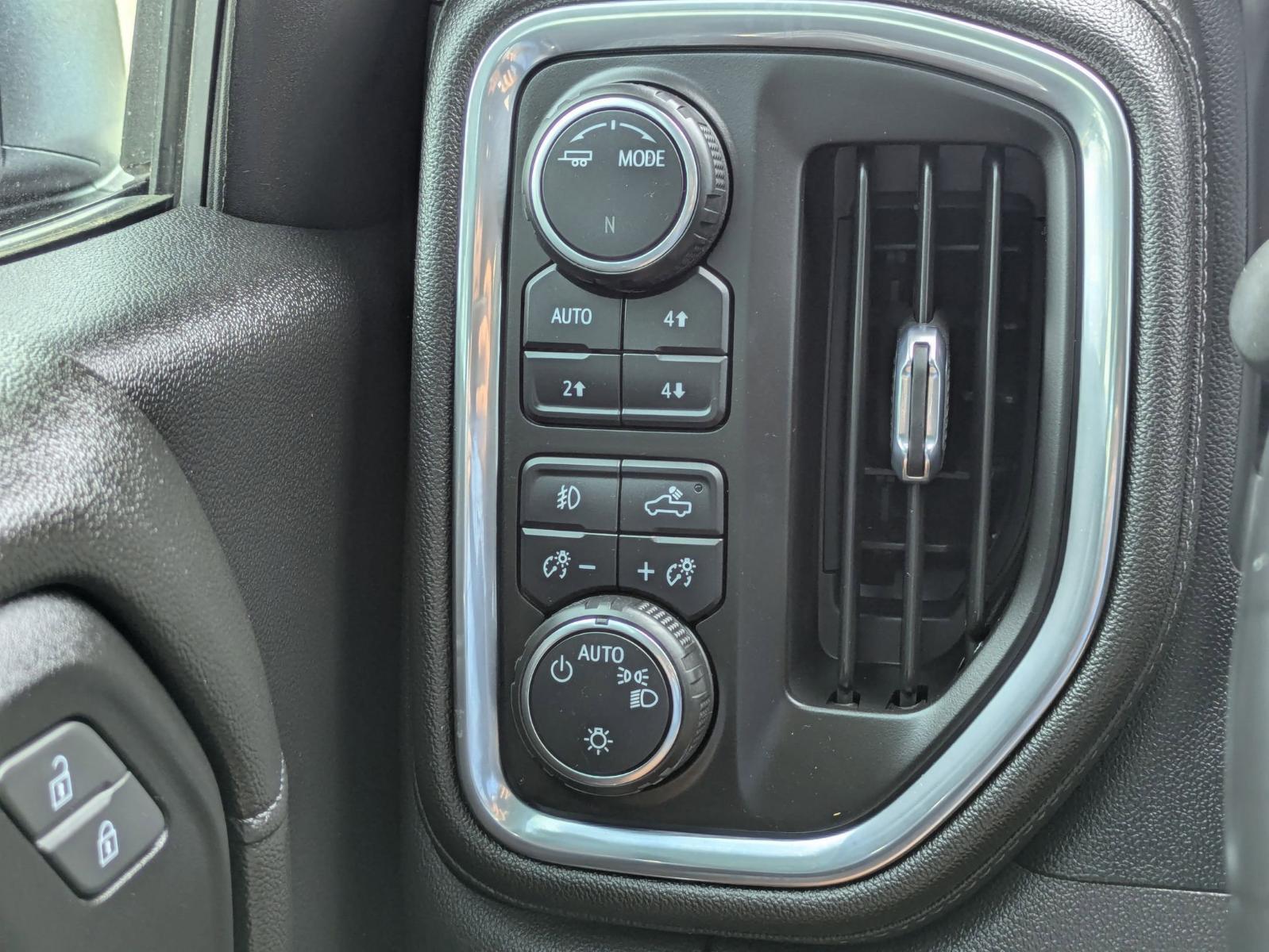 2022 Chevrolet Silverado 1500 LTD Vehicle Photo in SELMA, TX 78154-1460