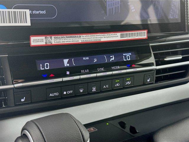 2025 Toyota Sienna Vehicle Photo in Flemington, NJ 08822