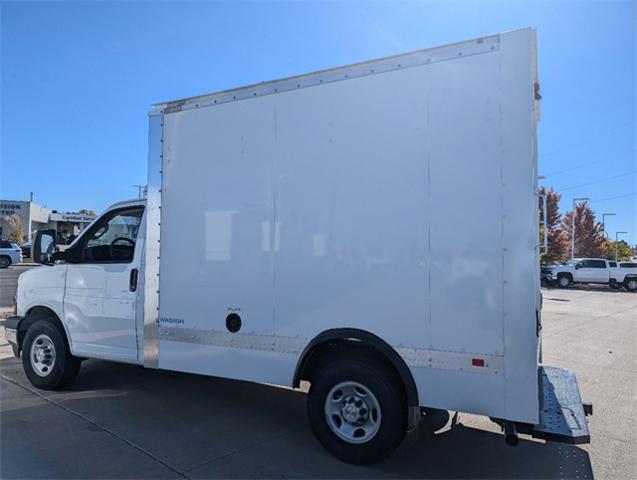 2024 Chevrolet Express Commercial Cutaway Vehicle Photo in ENGLEWOOD, CO 80113-6708