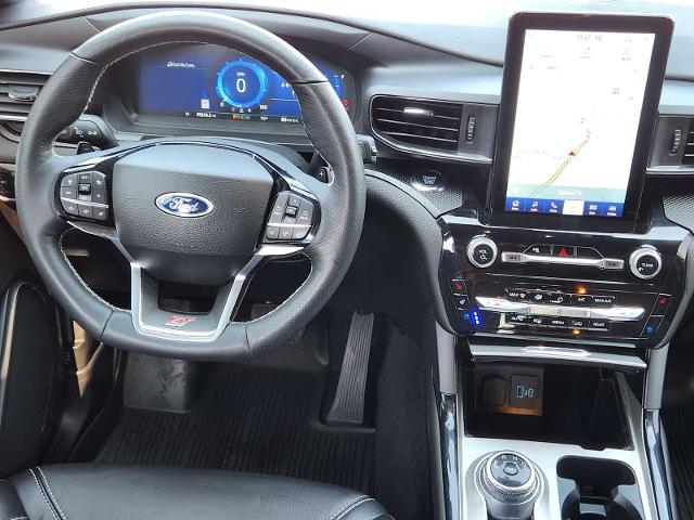 2023 Ford Explorer Vehicle Photo in DENTON, TX 76210-9321