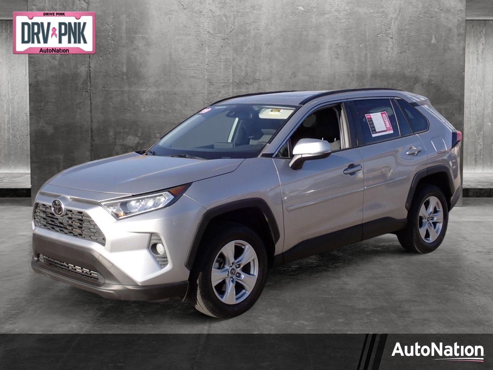 2019 Toyota RAV4 Vehicle Photo in DENVER, CO 80221-3610