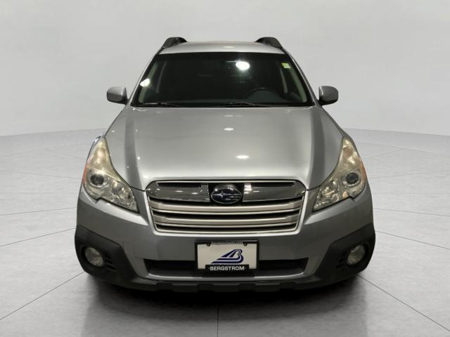 2013 Subaru Outback Vehicle Photo in GREEN BAY, WI 54303-3330