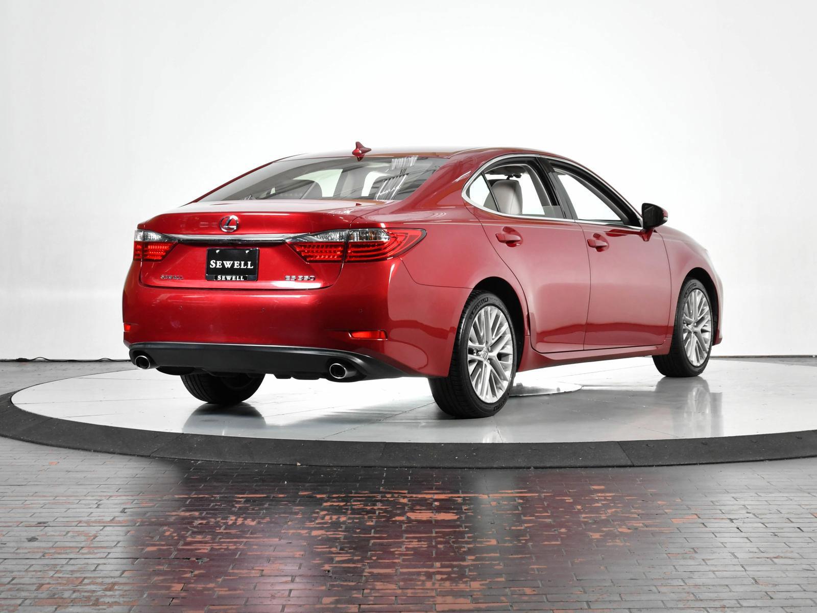 2014 Lexus ES 350 Vehicle Photo in DALLAS, TX 75235