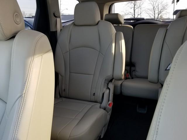 2019 Buick Enclave Vehicle Photo in ELYRIA, OH 44035-6349