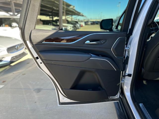 2022 Cadillac Escalade Vehicle Photo in Grapevine, TX 76051