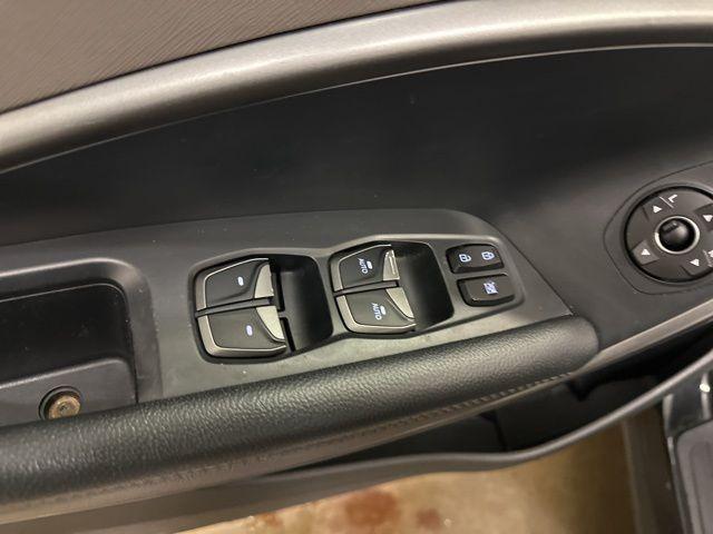 2018 Hyundai Santa Fe Sport Vehicle Photo in MEDINA, OH 44256-9631