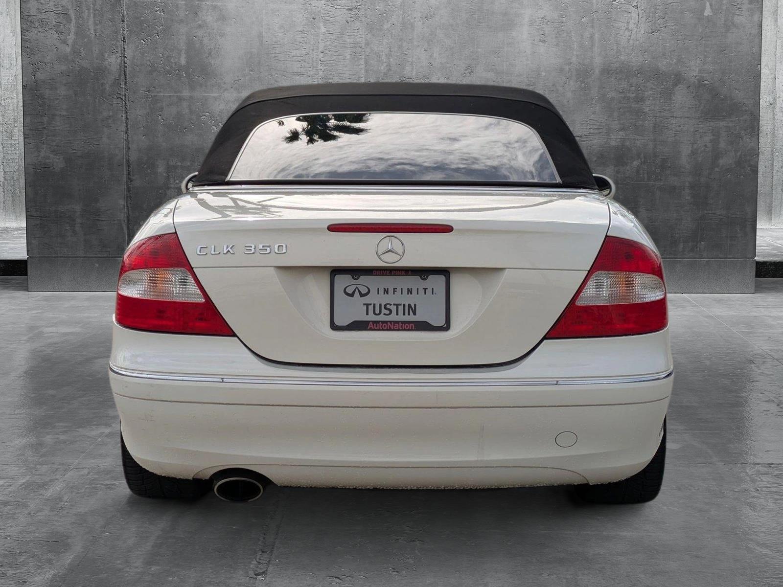 2009 Mercedes-Benz CLK-Class Vehicle Photo in Tustin, CA 92782