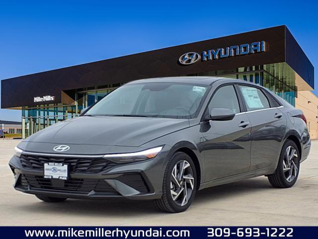 2025 Hyundai ELANTRA Vehicle Photo in Peoria, IL 61615