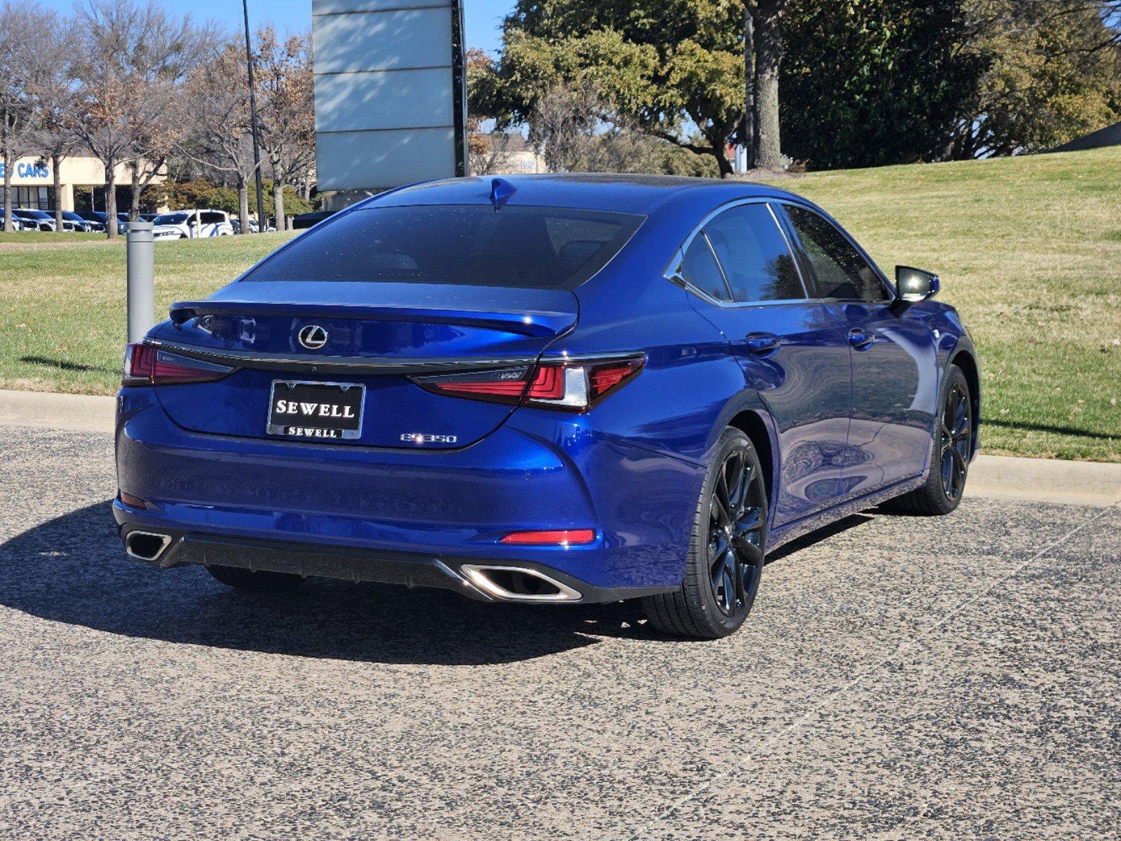 2022 Lexus ES 350 Vehicle Photo in FORT WORTH, TX 76132