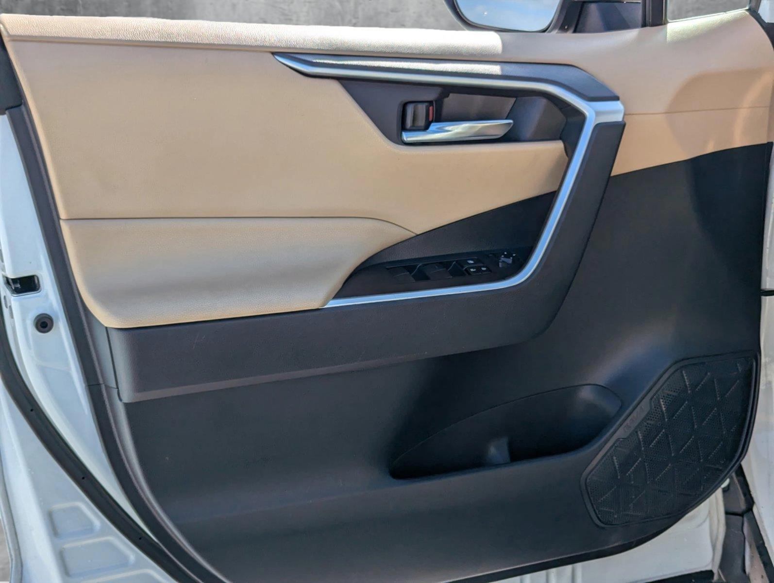 2021 Toyota RAV4 Vehicle Photo in Ft. Myers, FL 33907