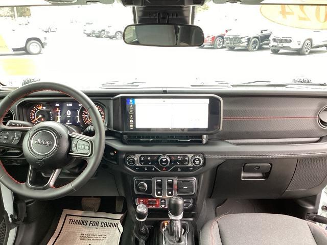 2024 Jeep Wrangler Vehicle Photo in Gardner, MA 01440