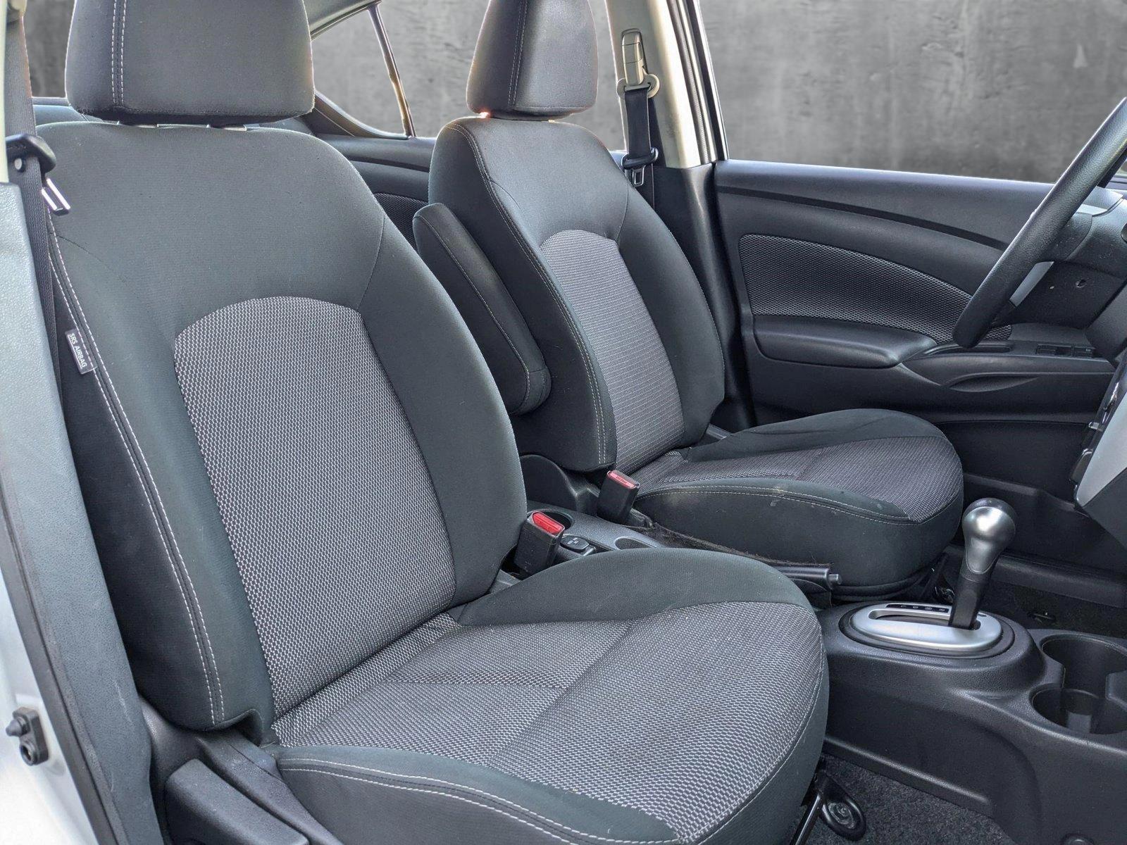 2019 Nissan Versa Sedan Vehicle Photo in VALENCIA, CA 91355-1705